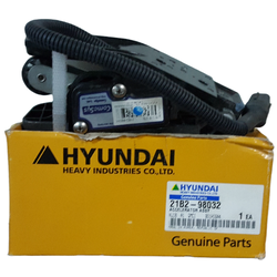 Hyundai Accelerator Assy
